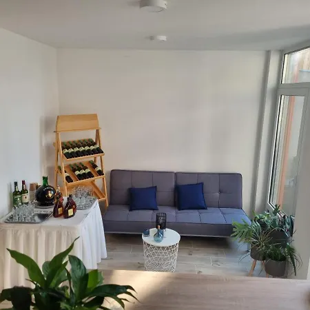Apartment Domb *